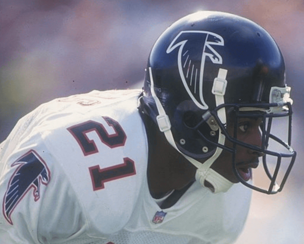 Paul Lukas on X: Comparison of Falcons' helmets, showing new matte shell,  chrome mask, and larger logo decal. Old version on left, new on right.   / X