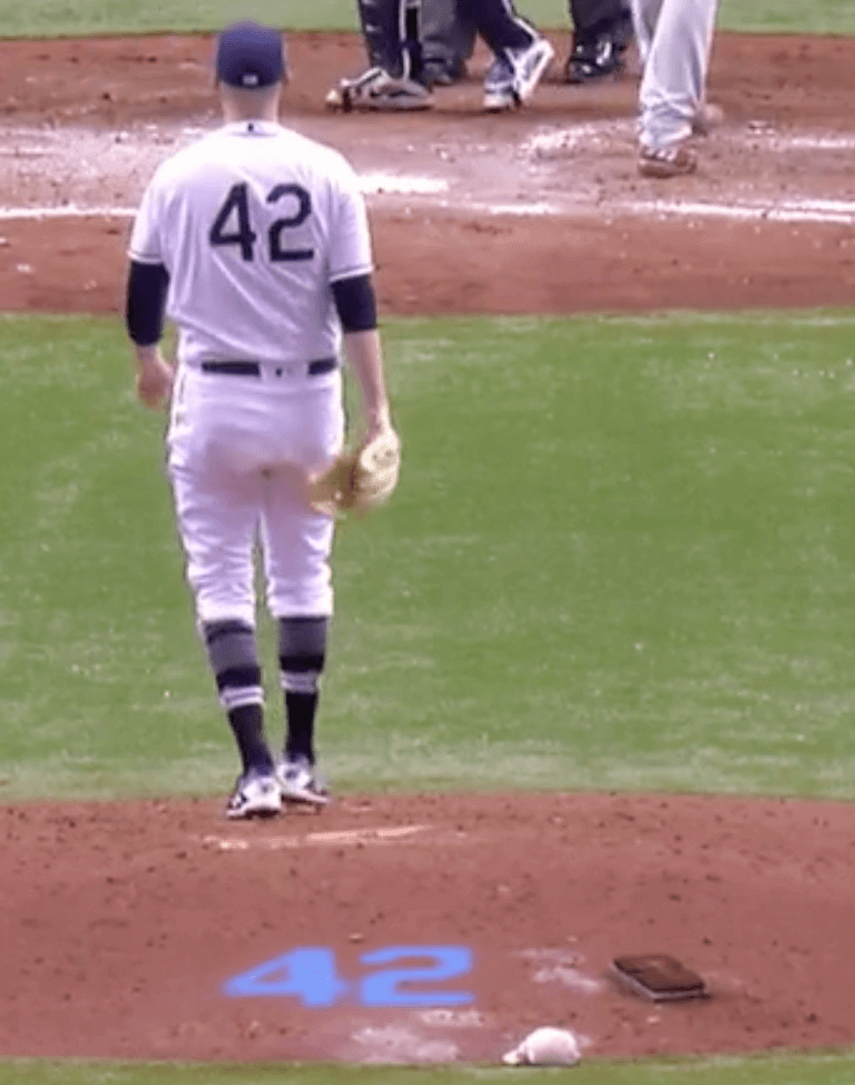 Celebrating Jackie Robinson Day, Puig makes a friend and a Padre