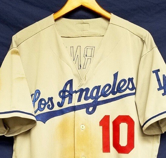 Dodgers Star Justin Turner Has Unusual Jersey Modification | Uni Watch