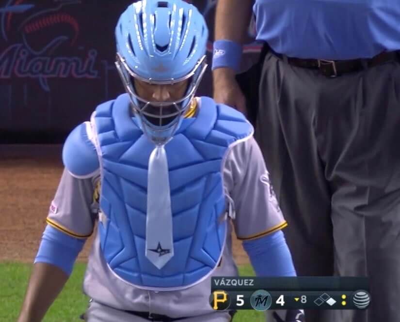 Martin Maldonado wore a tie for Father's Day