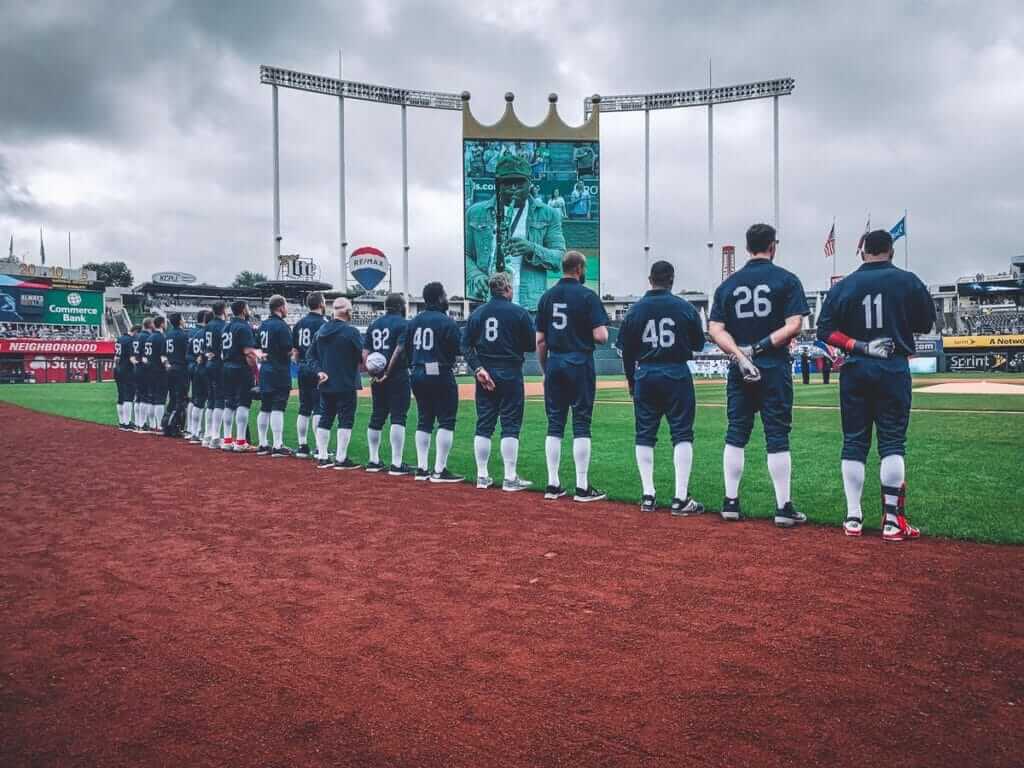 Marlins wear throwback uniforms to honor Negro Leagues
