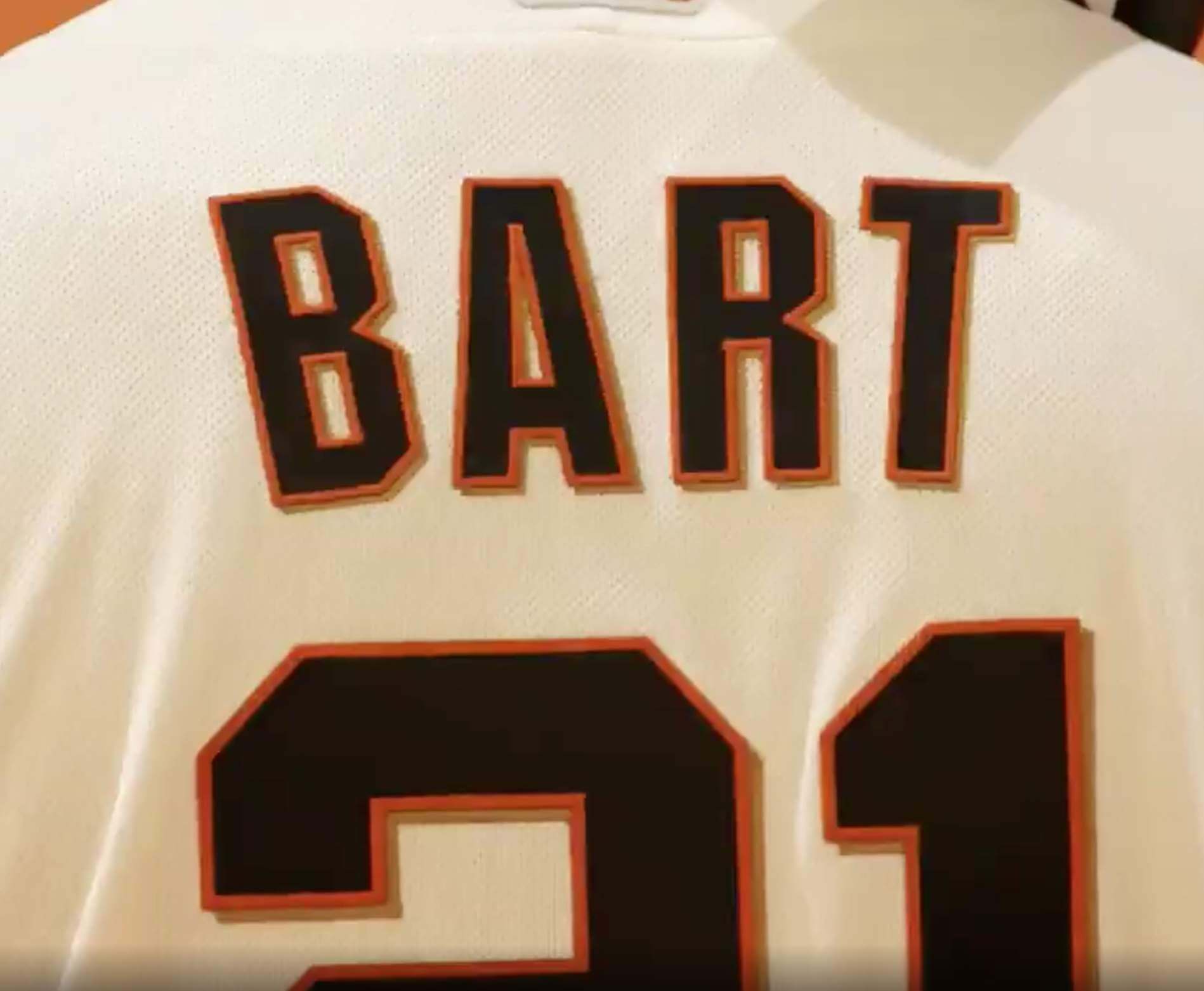 San Francisco Giants reveal new uniform causing backlash