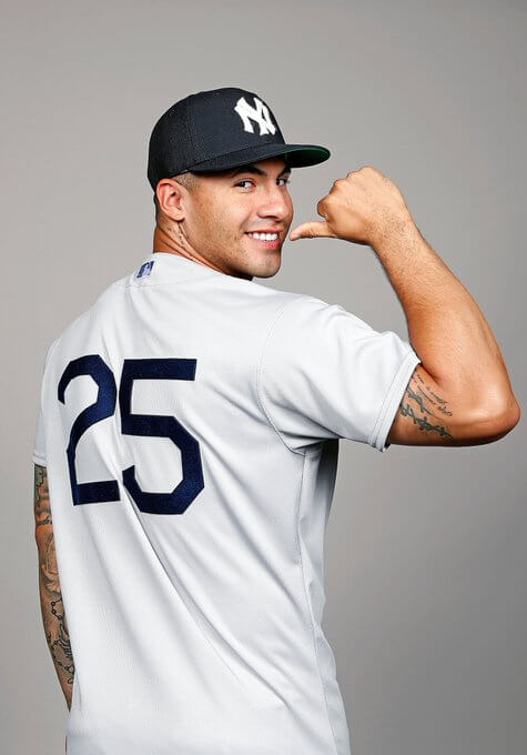 The Field of Dreams uniforms for the Yankees and White Sox were so, so  close to being perfect, This is the Loop