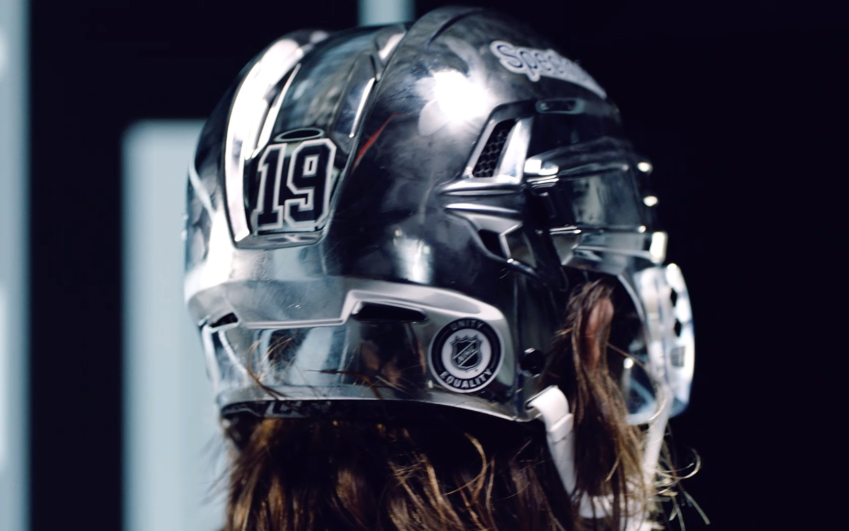 chrome los angeles kings helmet