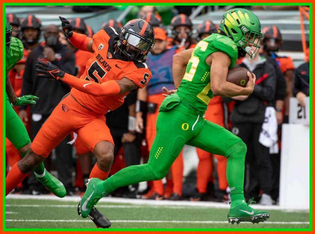 Oregon Ducks to wear black and neon green uniforms this weekend