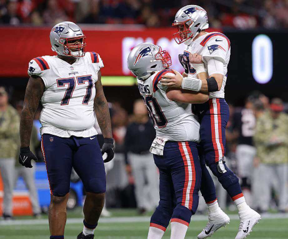 Why are Patriots wearing silver pants on Monday Night Football? 