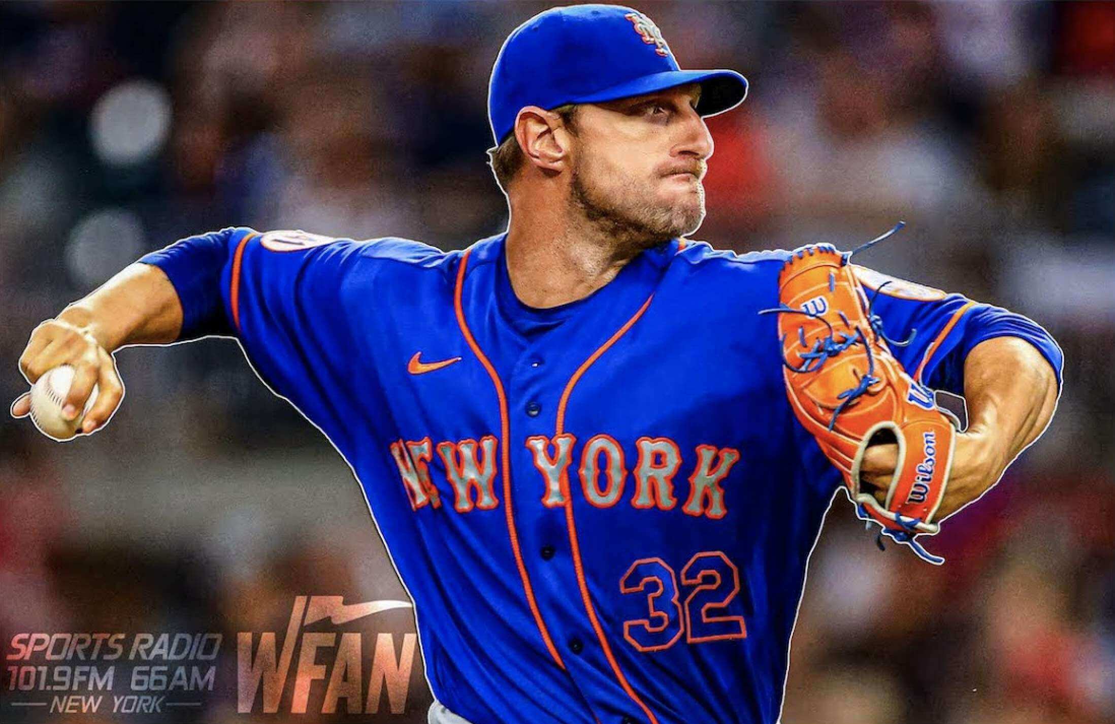 Paul Lukas on X: Comparison of Mets' memorial patches for Tom Seaver. 2020  version (worn last season from Sept. 4 thru Sept. 27) on left, 2021 version  on right.  / X