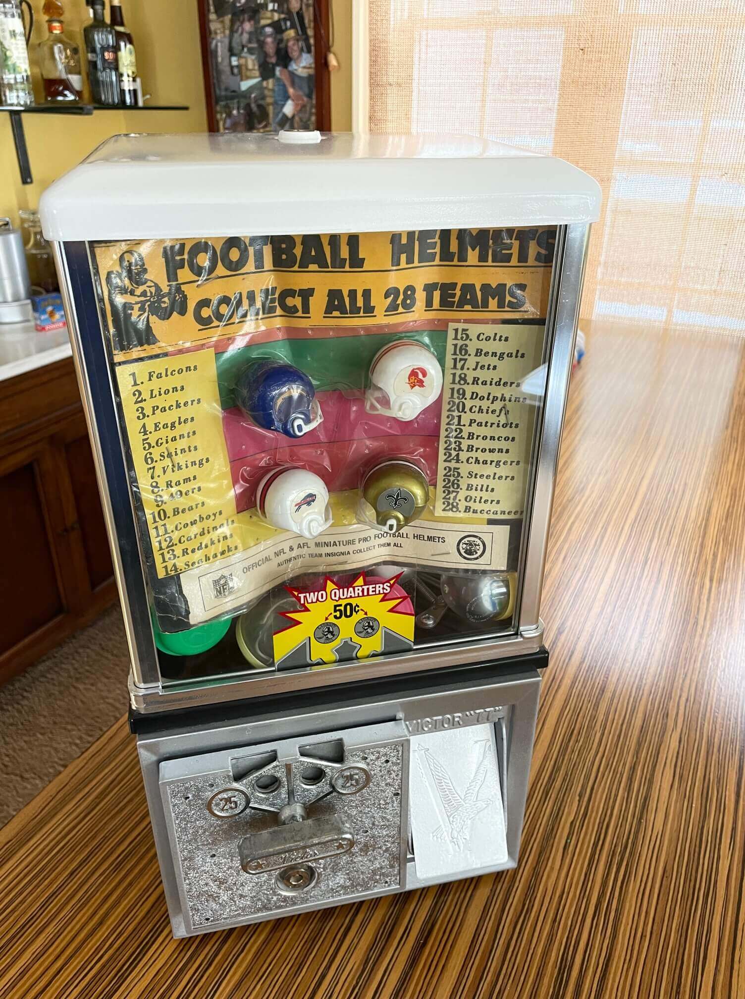 Vintage 1980's Mini Plastic Gumball Football Helmets Lot 