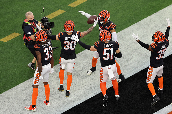 Did a Pair of Orange Gloves Cost the Bengals the Super Bowl?