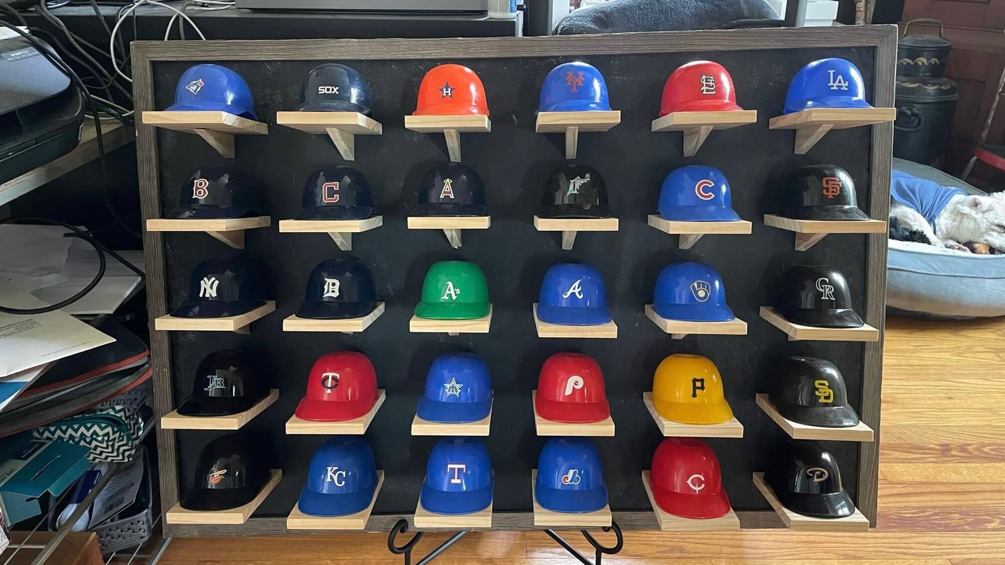 Turning MLB Ice Cream Helmets into a DIY Standings Display