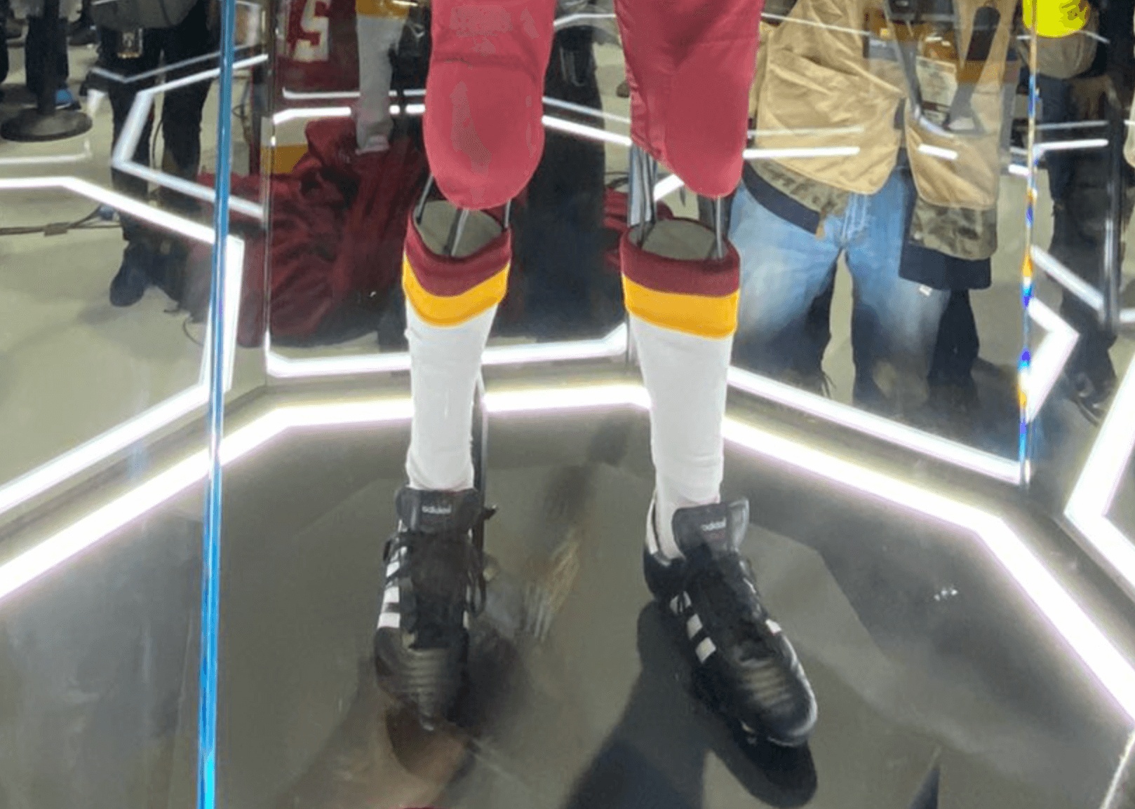 The Commanders' latest tribute to Sean Taylor is insultingly bad