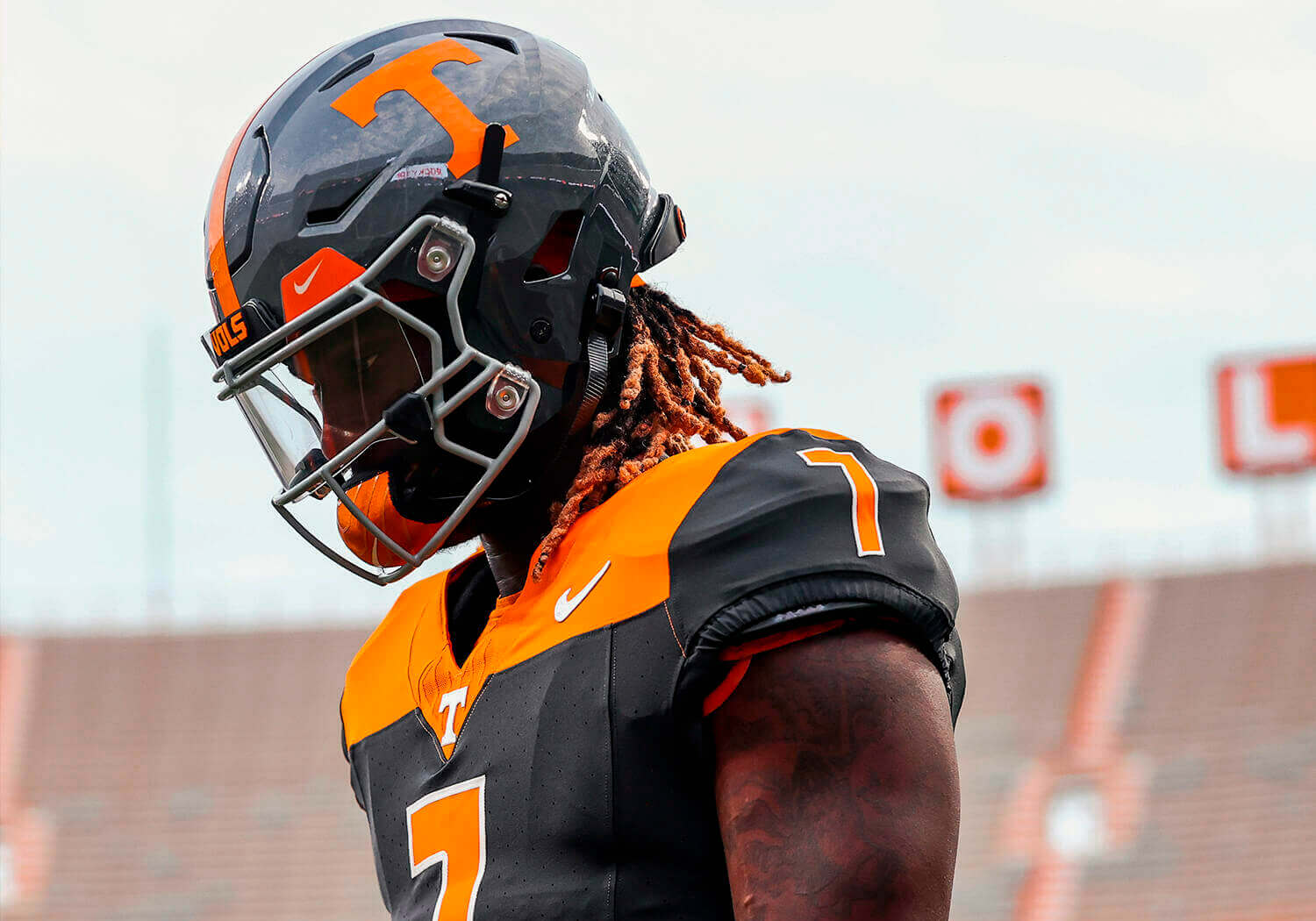 Tennessee Vols Introduce Updated 'Smokey Grey' Uniforms