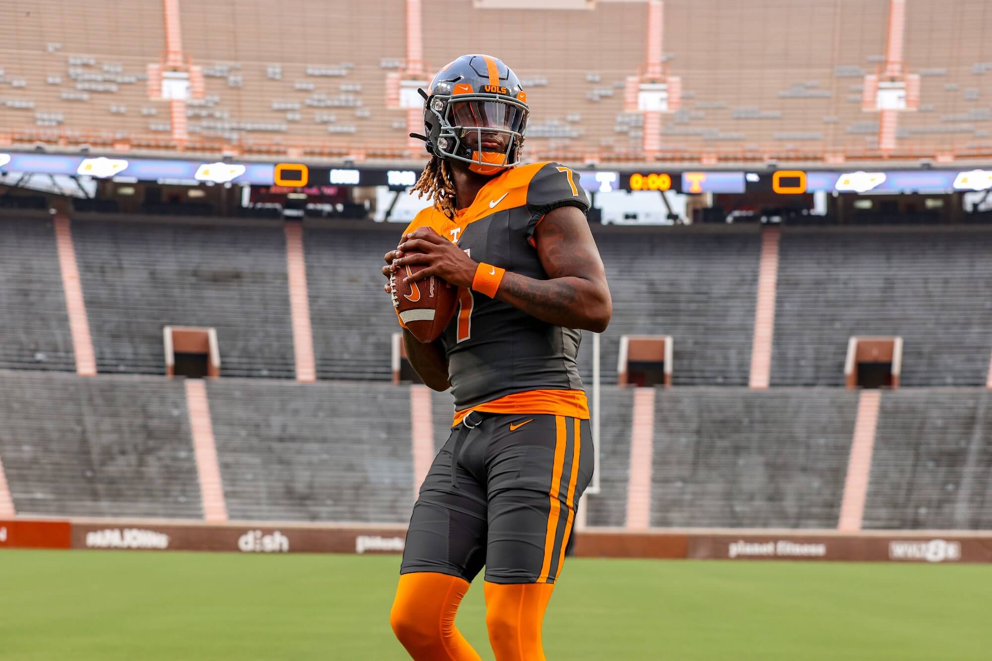 Tennessee Vols Introduce Updated 'Smokey Grey' Uniforms