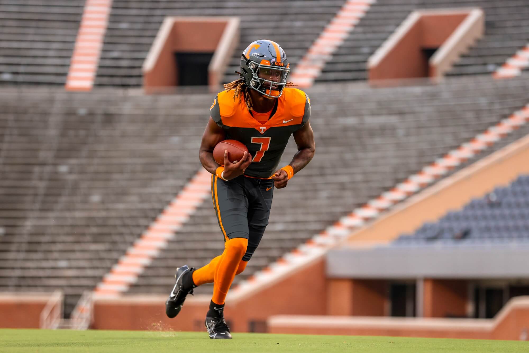 Tennessee Vols Introduce Updated 'Smokey Grey' Uniforms