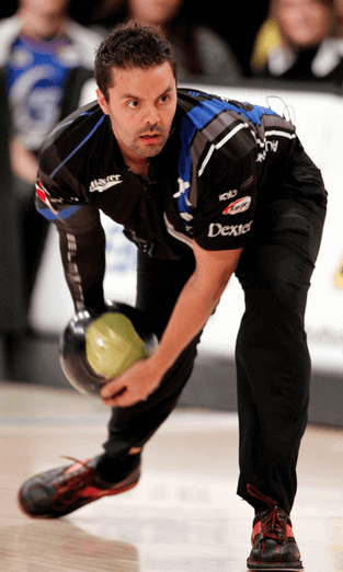 PBA Bowling Releases in Slow Motion (Watch the Pro's Hook the Bowling Ball)  